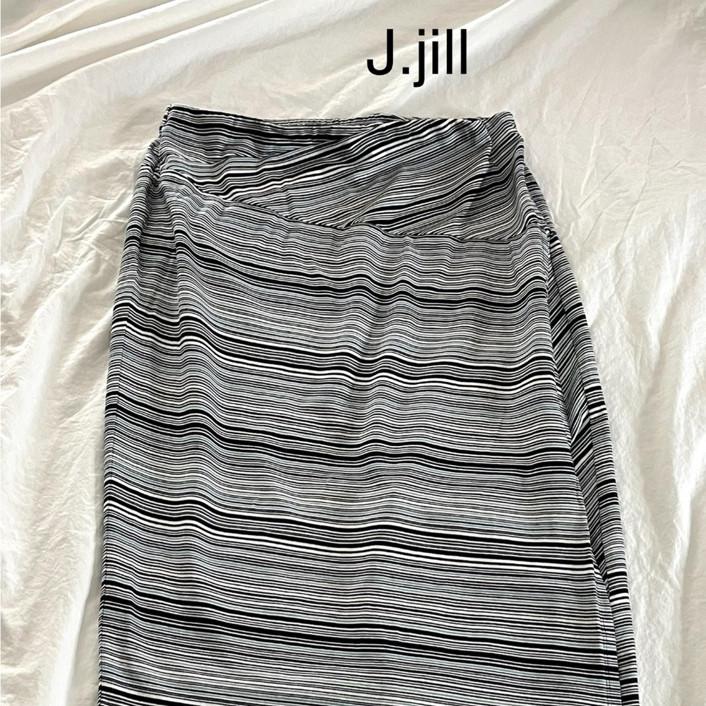 j.jill elastic waist midi skirt with side panel ( Med. )